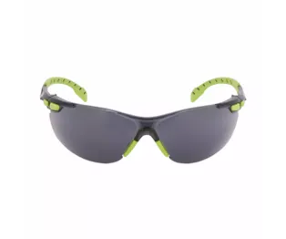 Óculos de Proteção 3M™ Solus™, estrutura Verde/Preta, Antiembaciamento Scotchgard™, Lente Cinzenta, S1202SGAF-EU