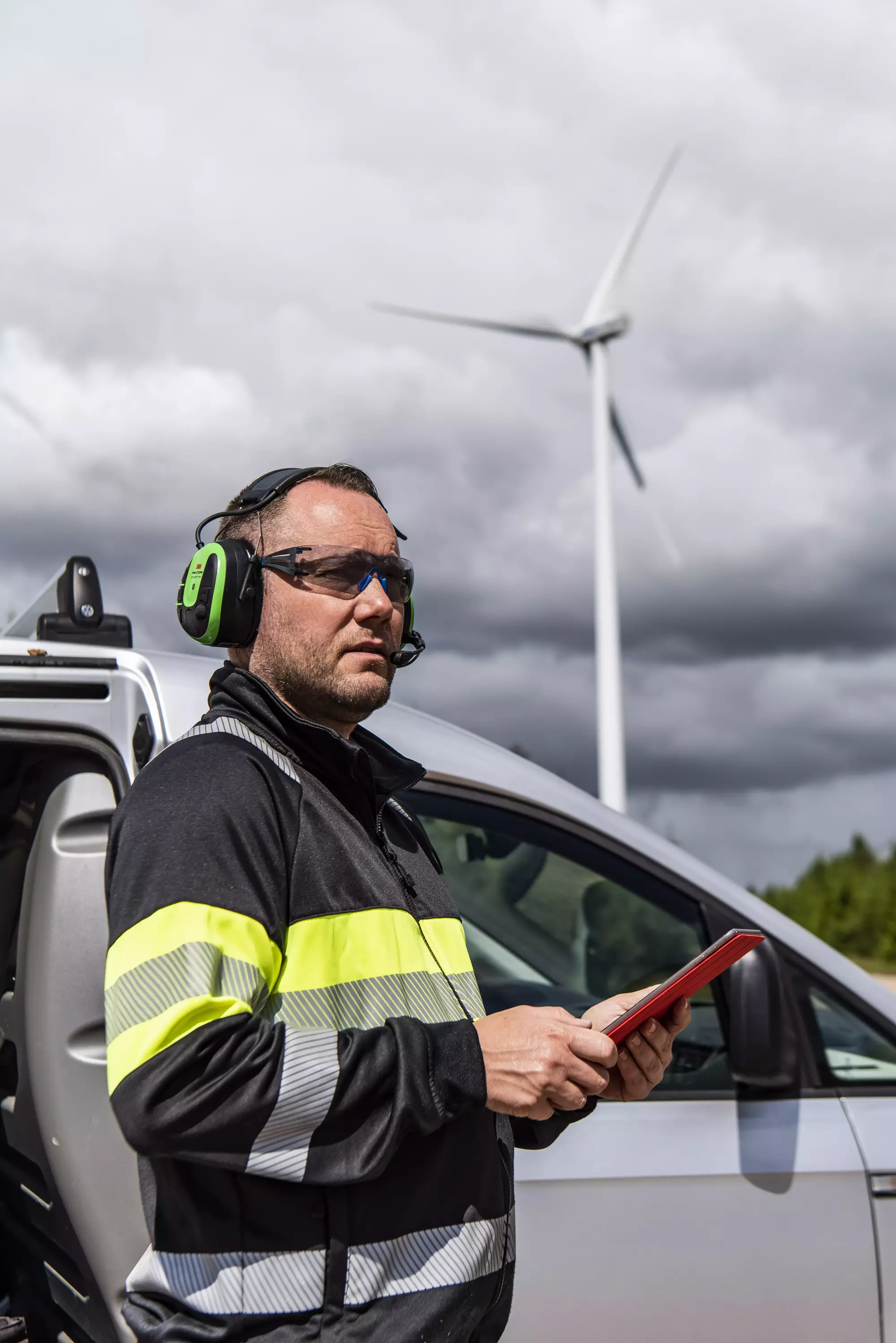 3M™ PELTOR™ WS™ ALERT™ XPV Headset App, Green, Headband, Solar Powered, MultiPoint Bluetooth, MRX21A1WS7