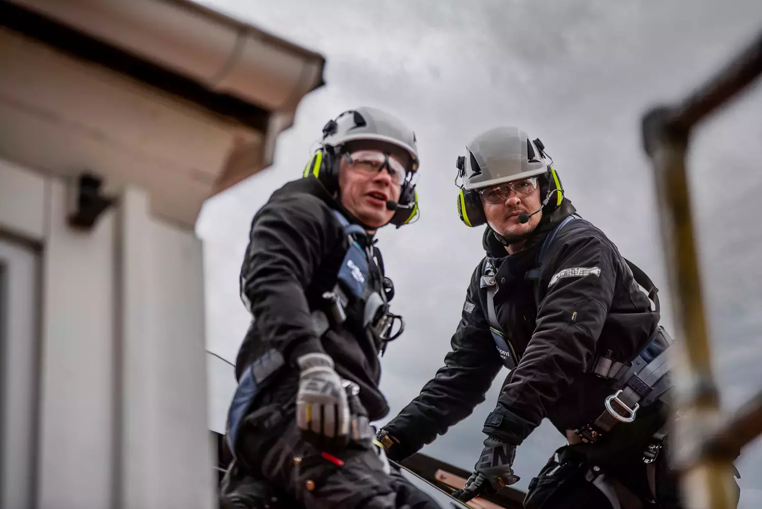 3M™ PELTOR™ WS™ ALERT™ X Headset, Bright Yellow Cups, Hard Hat Attached, Compatible with Mobile App, MRX21P3E4WS6