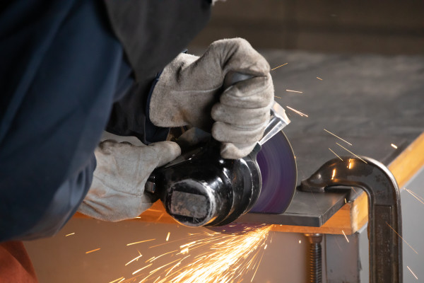 2af2cb9c8cd505685995a3ca62601aae675b6034-1-